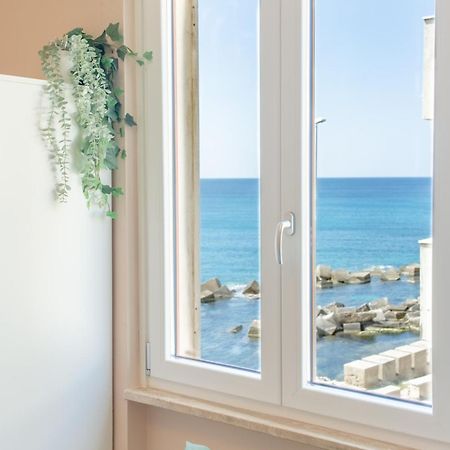 L'Affaccio Rooms - Lungomare Галліполі Екстер'єр фото